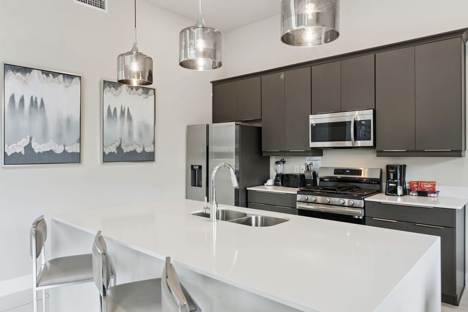Chef-inspired kitchen with oversized island seating
