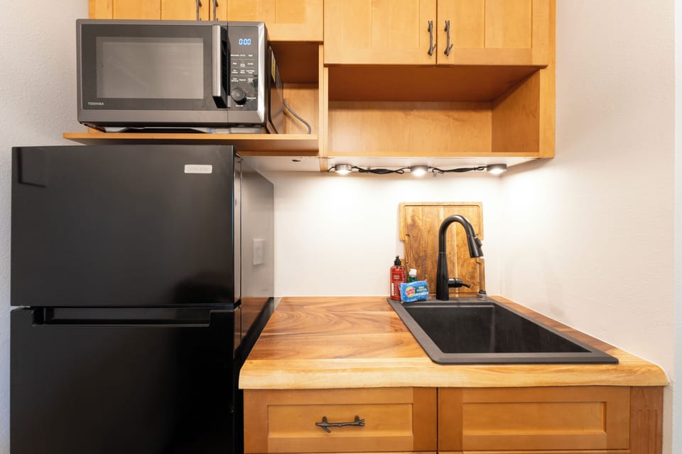 Kitchenette. | Main Level