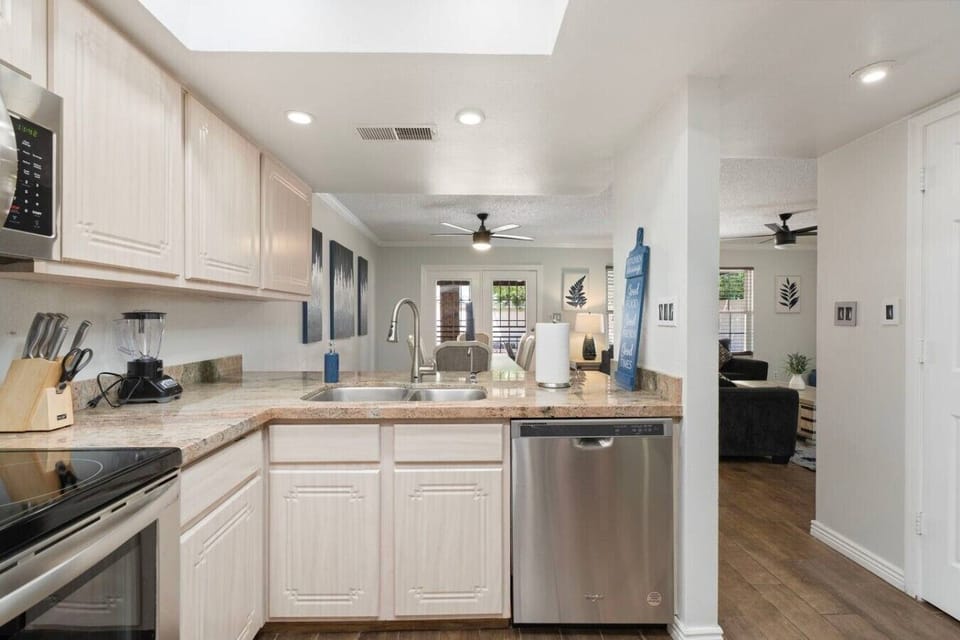 Kitchen Dishwasher