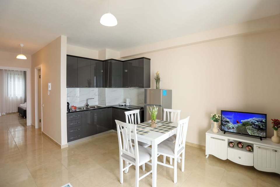 Kitchen and dining area