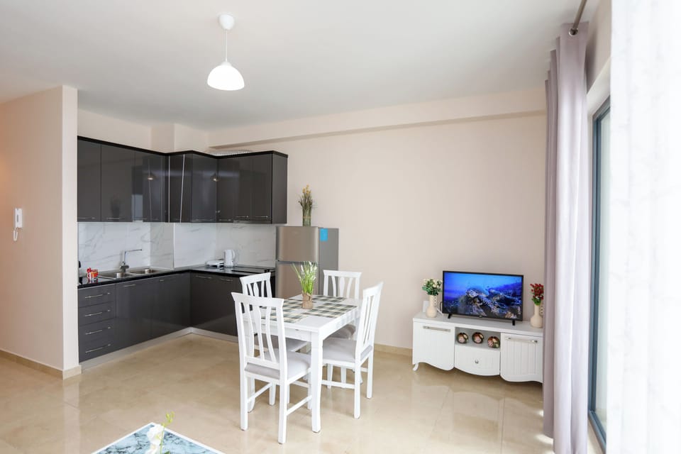 Kitchen and dining area