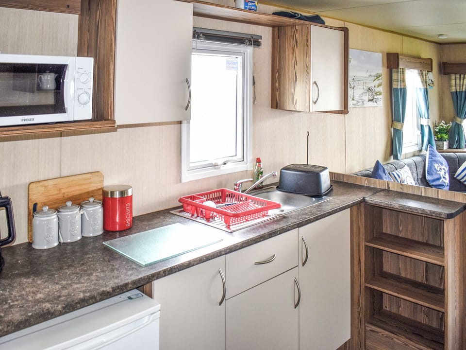 Open plan living space | Elms 119 - Grand Coastal Retreats, Exmouth