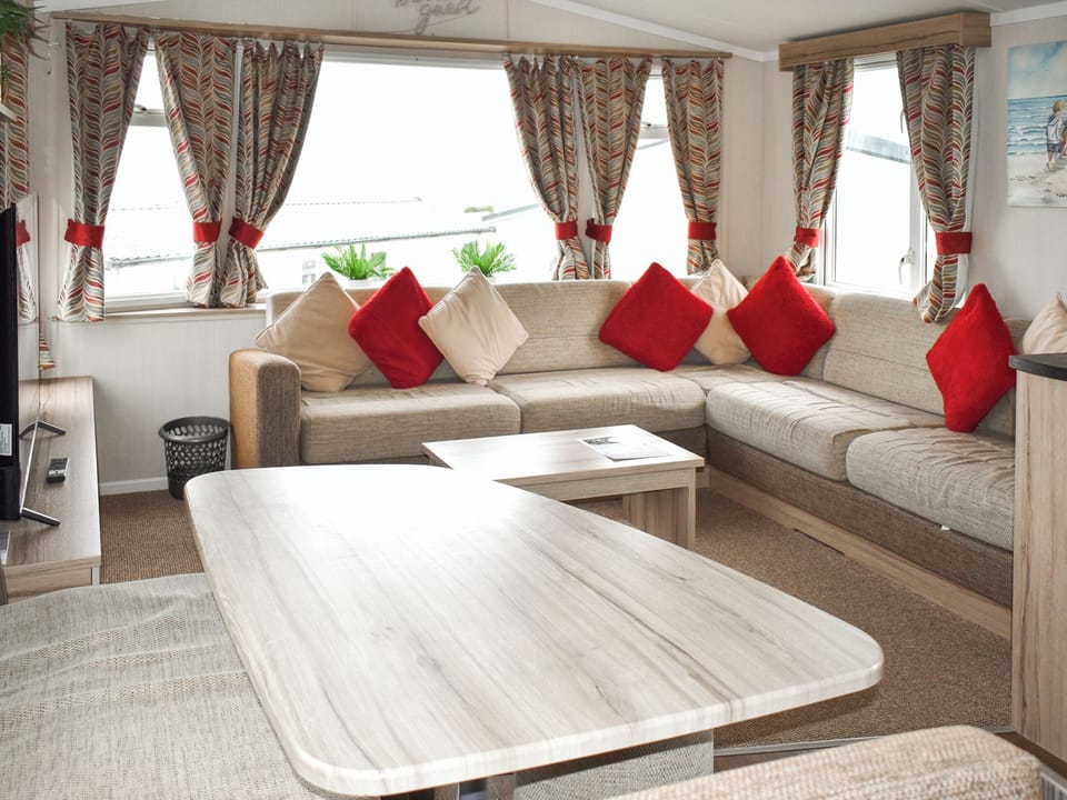 Open plan living space | Elms 116 - Grand Coastal Retreats, Exmouth