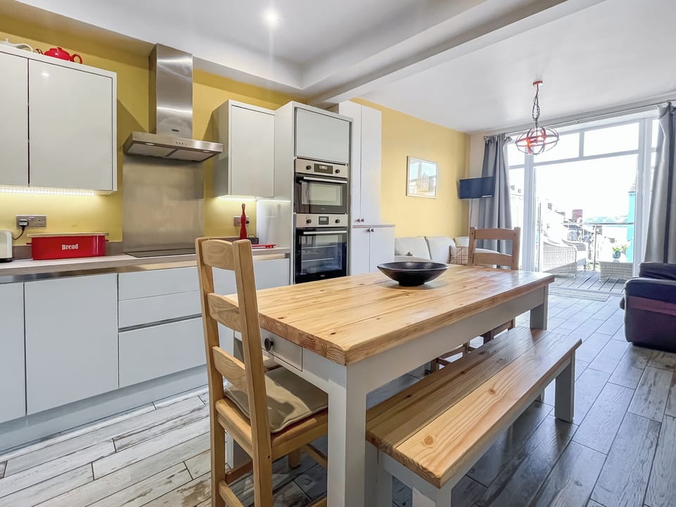 Kitchen/diner | Sea Fever, Scarborough