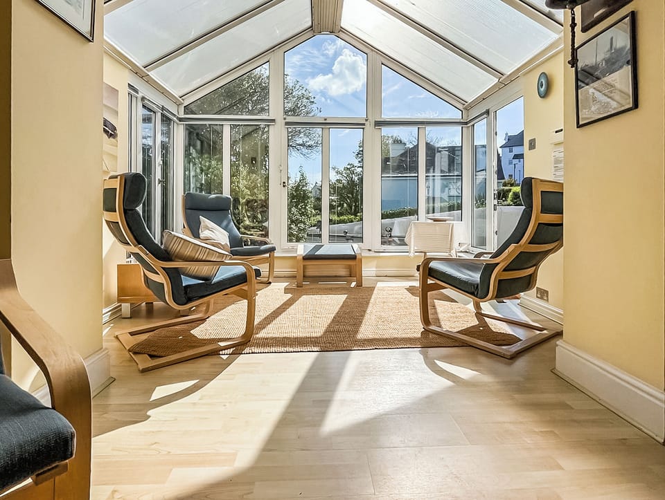 Open plan living space | Eastone Grey, Salcombe