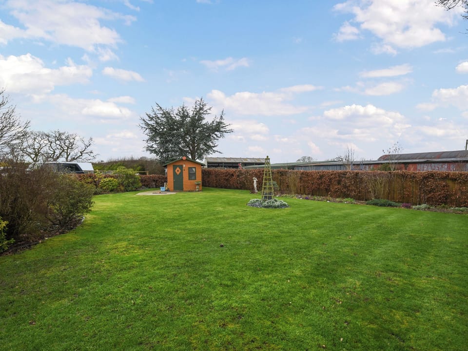 Outdoor | The Annexe, Willington