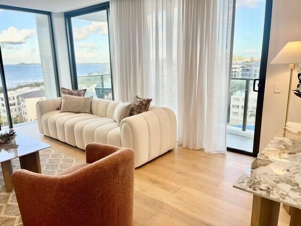 Upstairs Sitting Area 