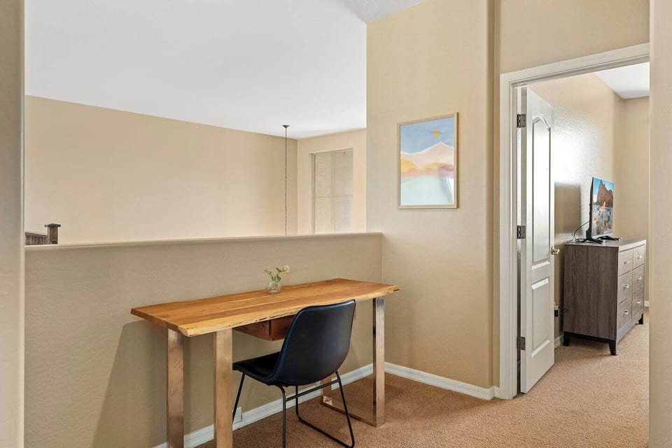 Desk area