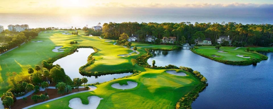 Tee off on one of Hilton Head Island’s world-famous golf courses!
