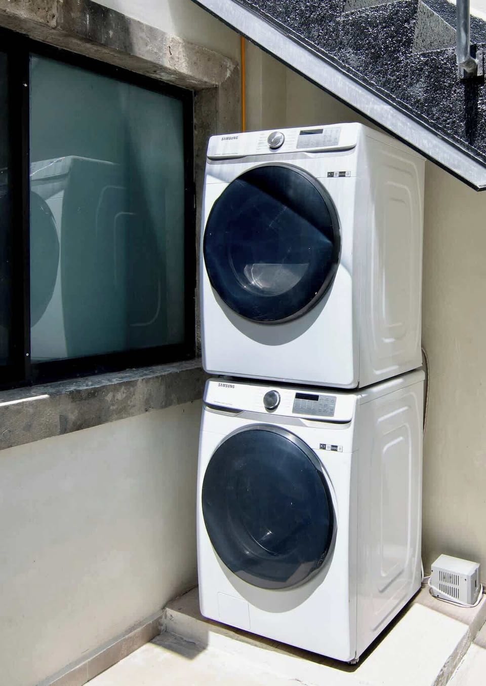 We have a laundry facility at your disposal to ensure your clothes are always clean during your stay. Please make good use of our equipment. We kindly request that you use the normal cycle and cold water for washing. Your cooperation is appreciated