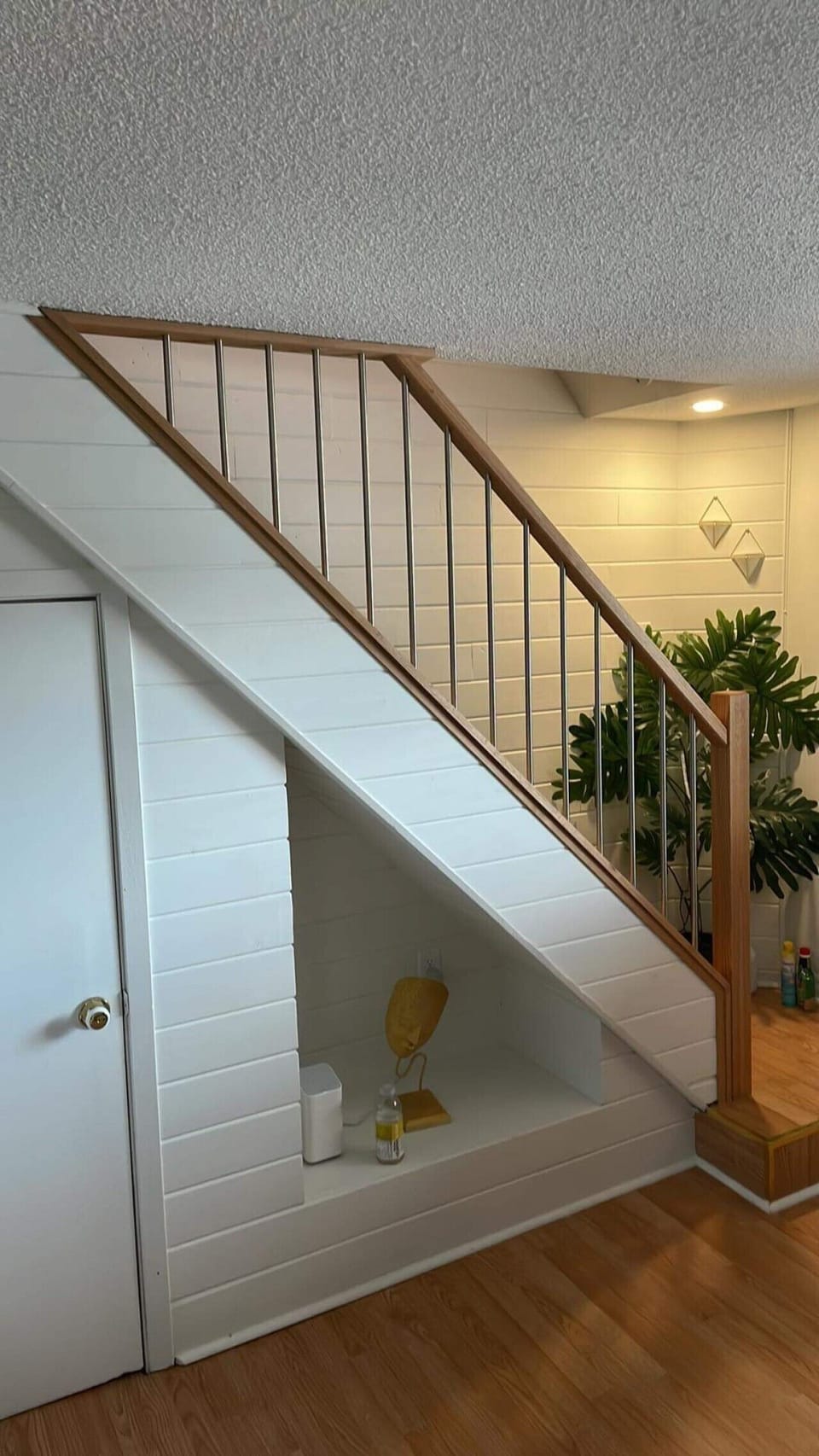 Interior staircase leading to the upstairs bedrooms.