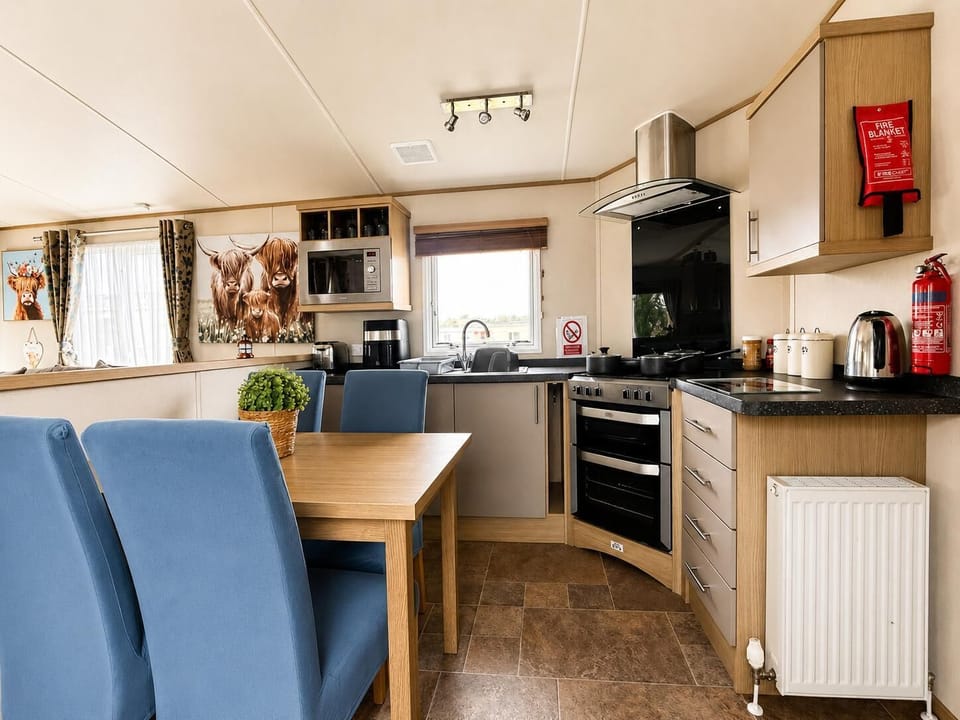 Ideal for families with children or friends traveling together.