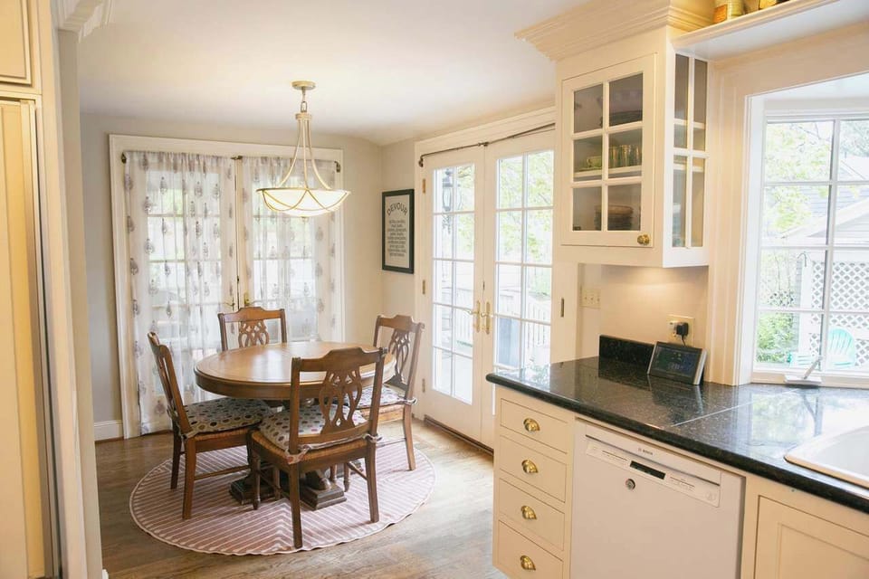 Breakfast Nook