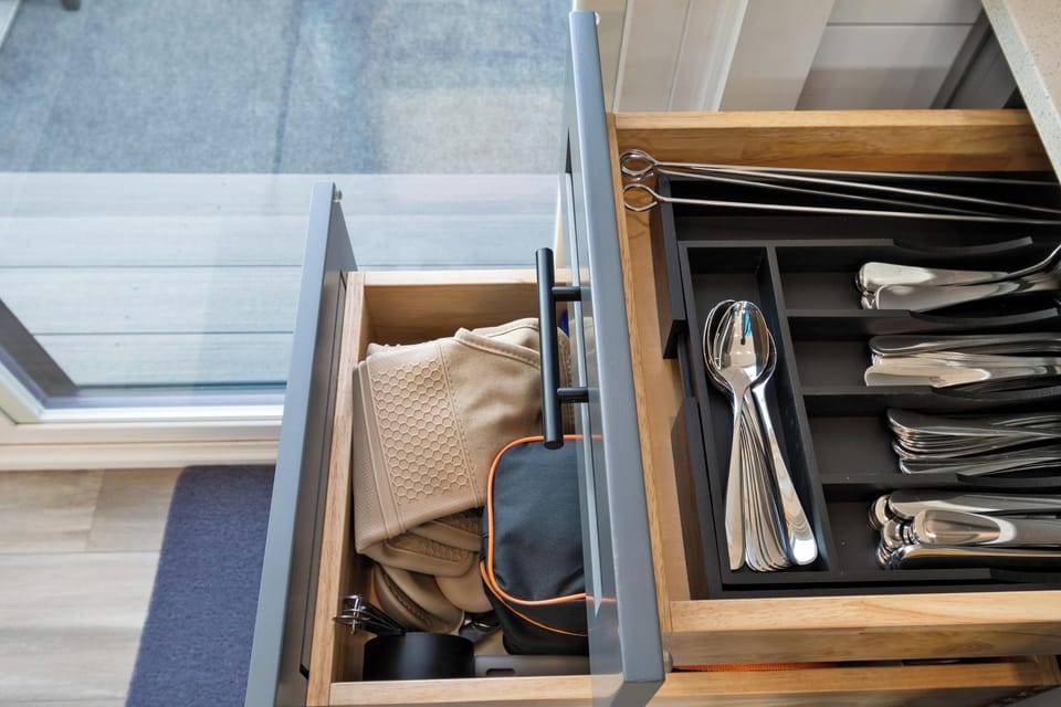 Stocked silverware for indoor, outdoor and griddle use. 