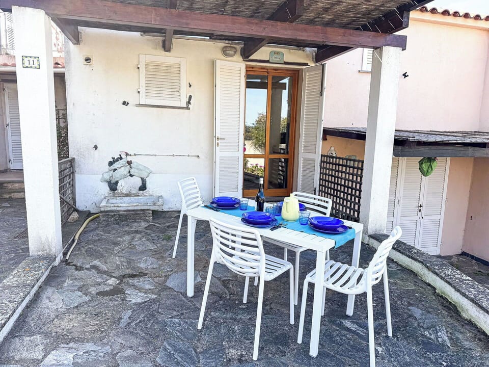 Autumn, Balcony / Terrace / Patio, Outdoor, Spring, Summer