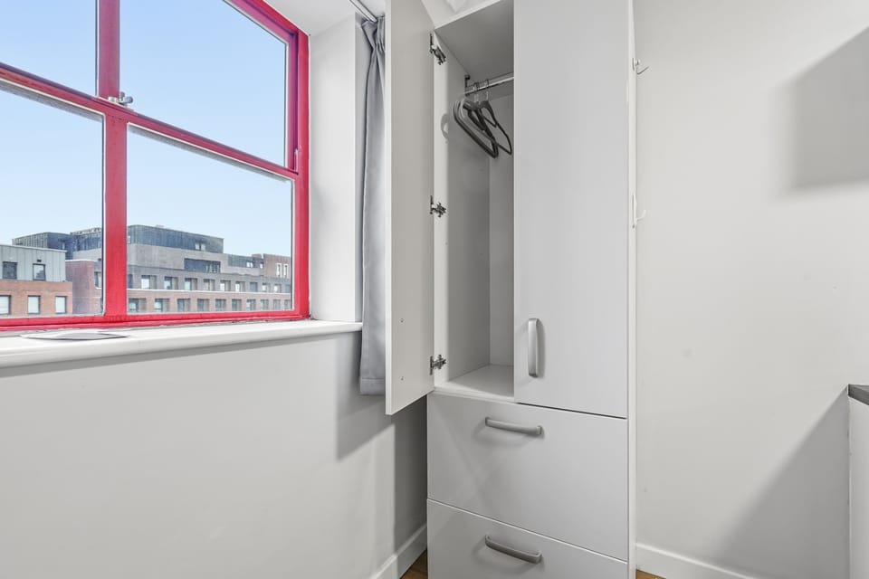 Bedroom(Studio)
