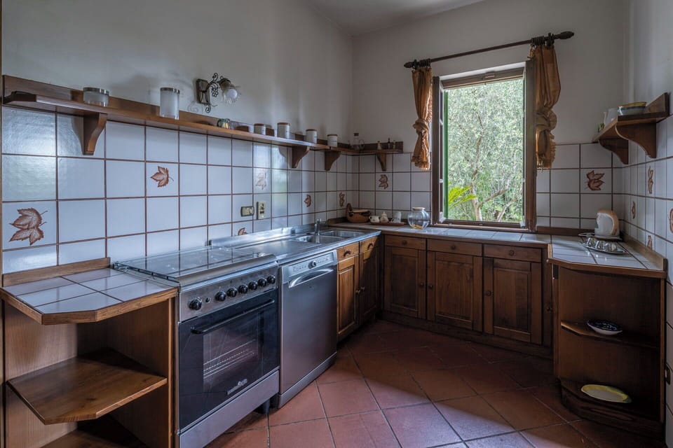 Autumn, Kitchen, Spring, Summer