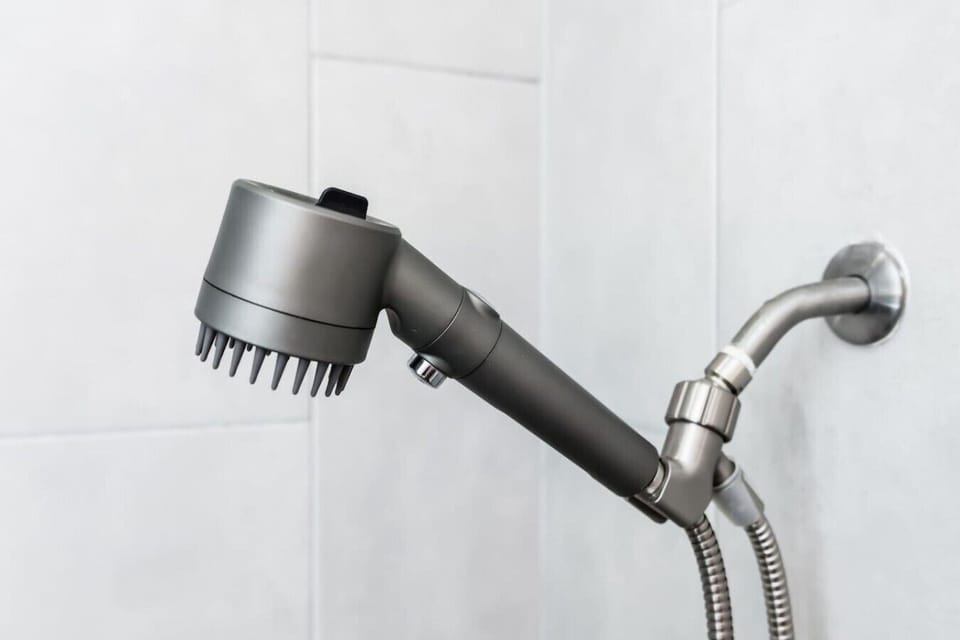 Hand-held showerhead