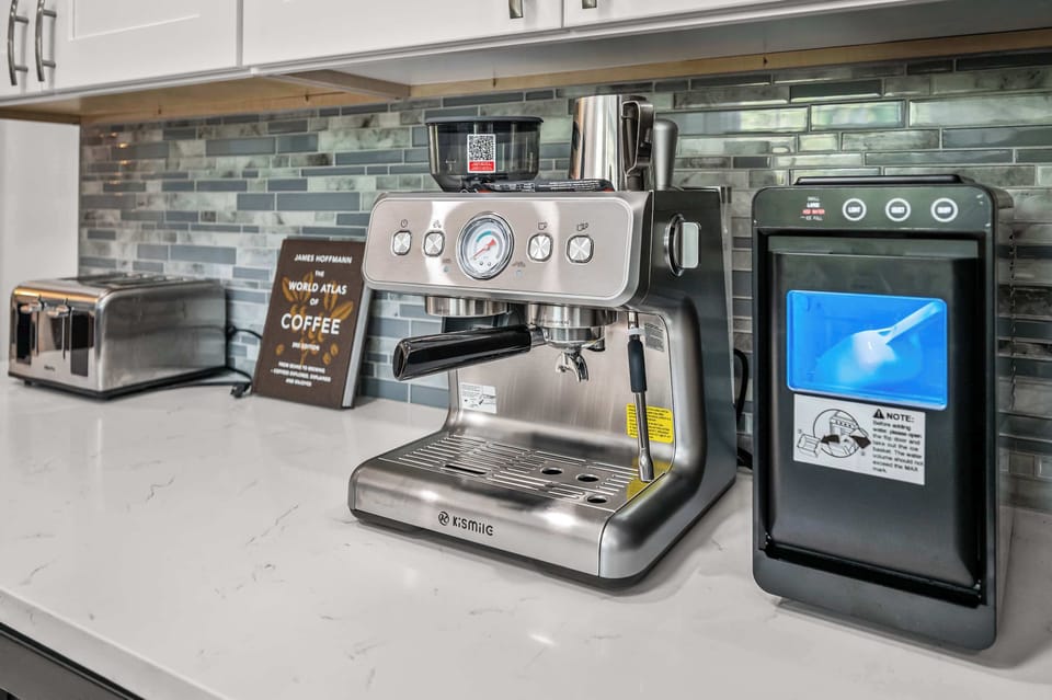 Skip the coffee shop line — this professional-grade espresso machine and toaster mean your perfect morning brew is ready the moment you are.