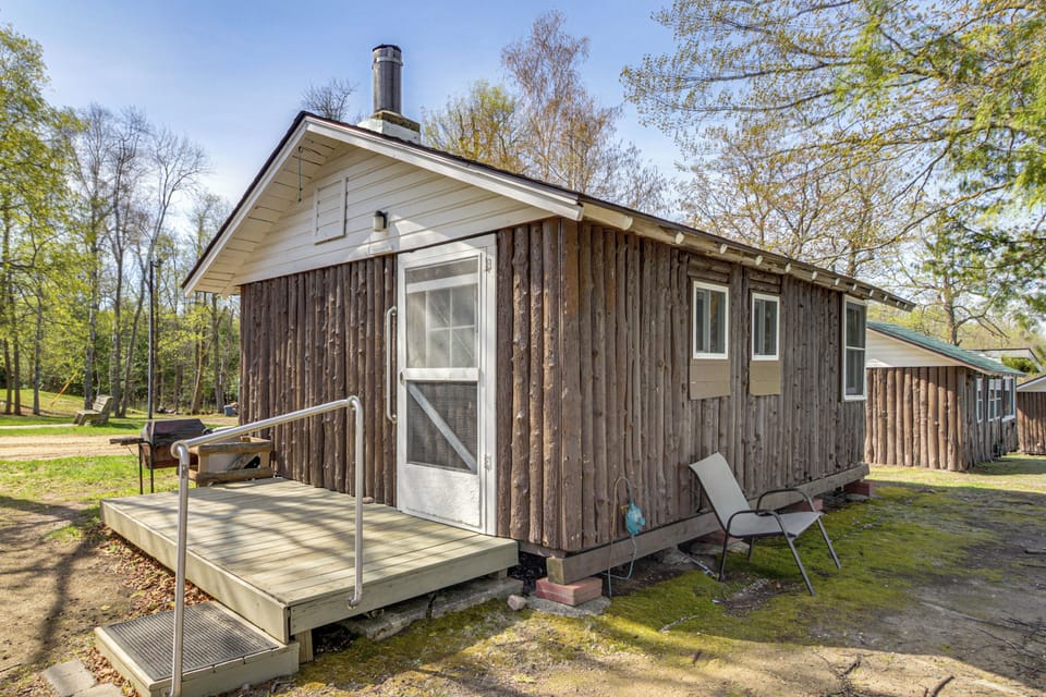 Cabin Exterior | Fire Ring | Charcoal Grill