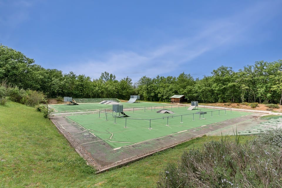 Holiday Park Facilities and Services 
