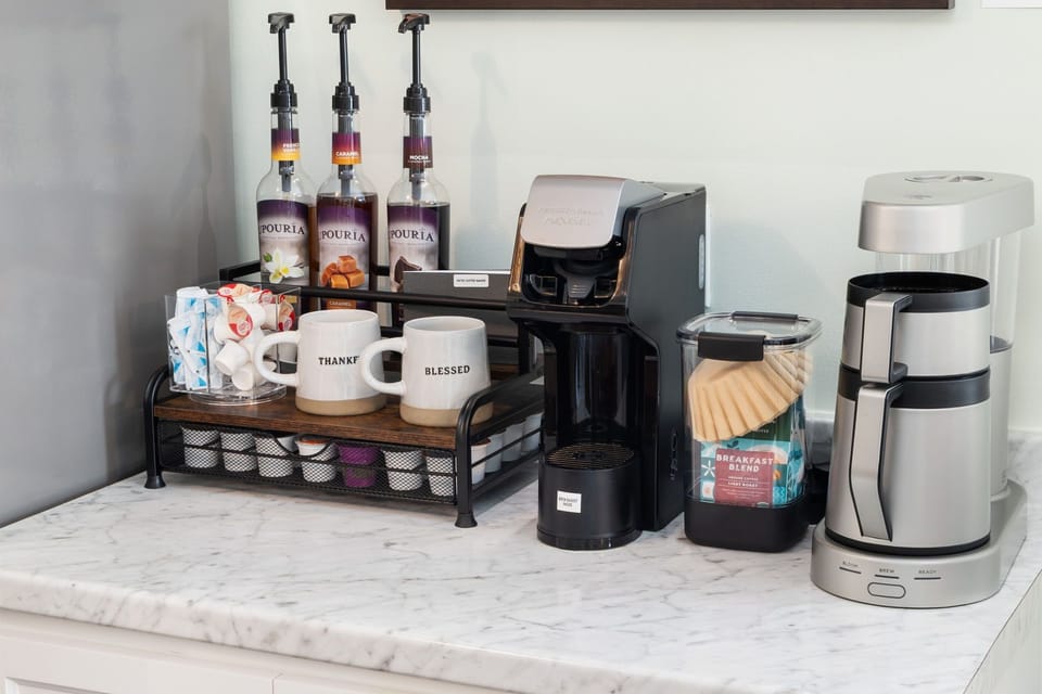 We've anticipated your every craving with a beautiful spread of pods & syrups.