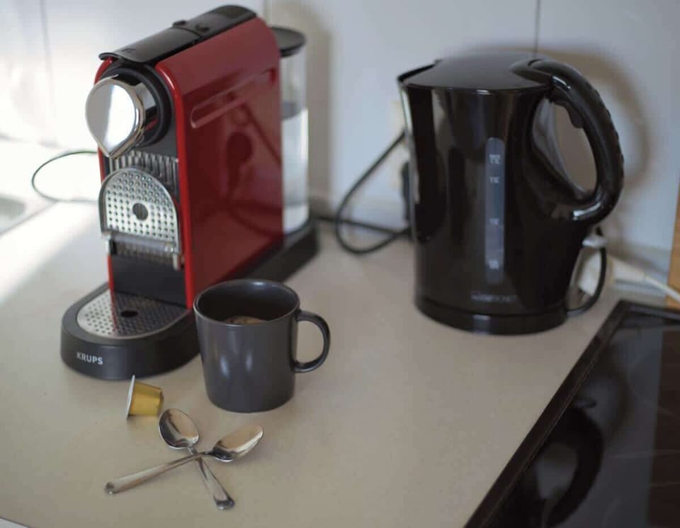 Der morgendliche Kaffee geht auf uns.