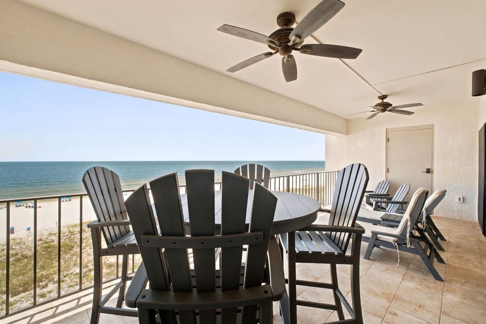 Spacious Covered Balcony