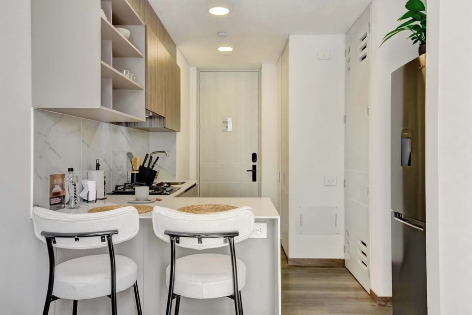 A modern, bright kitchen