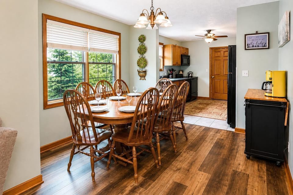 Gather around the dining table and enjoy meals together with family and friends.