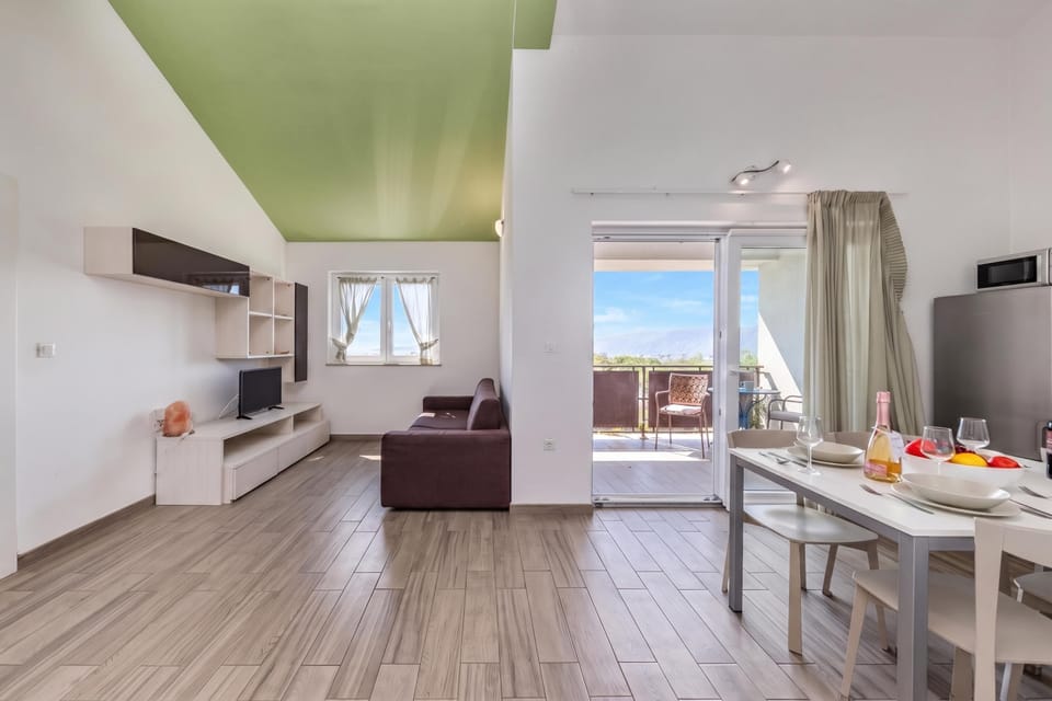 Living and dining room