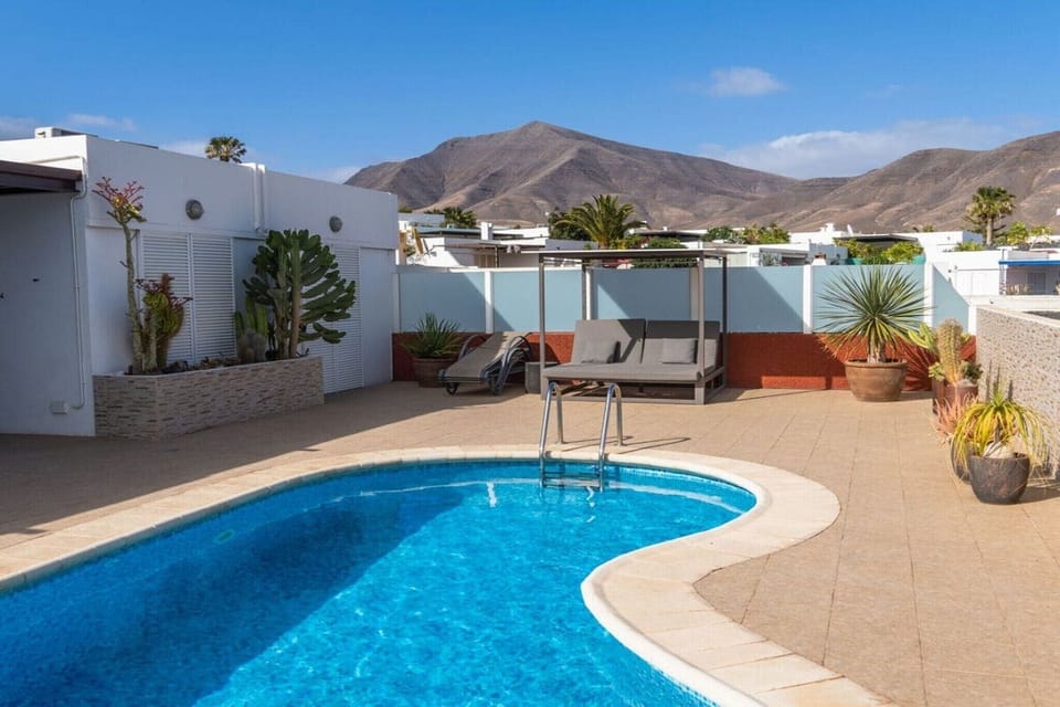 Holiday Home Swimming Pool