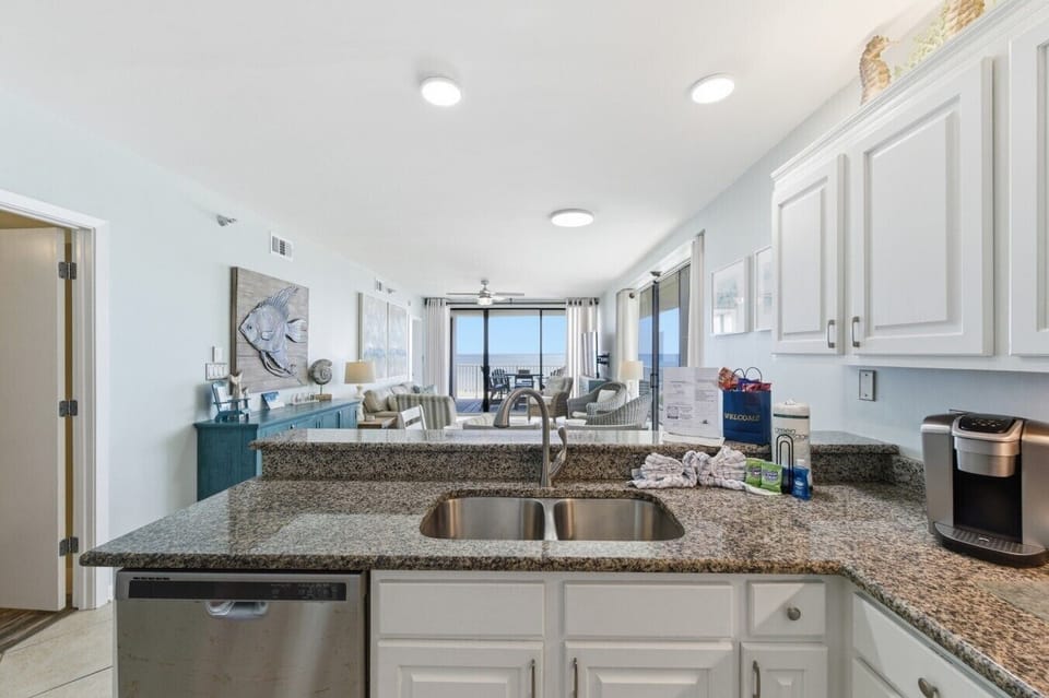 Modern Condo & Updates Throughout!