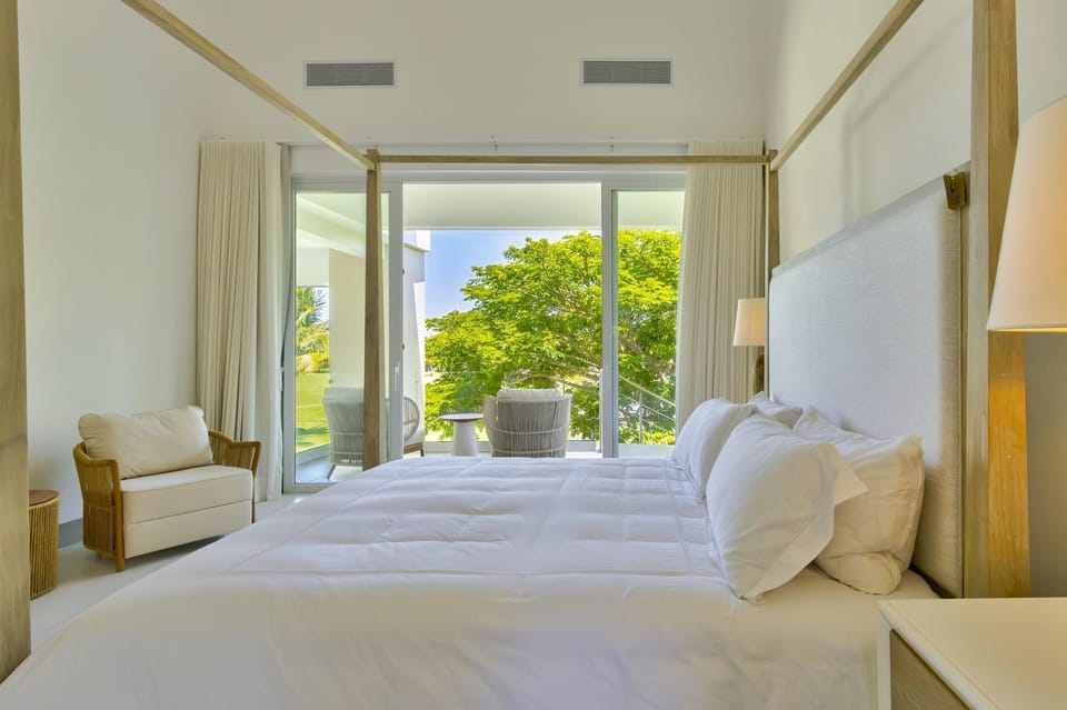 Villa Mariposa - Golfview Luxury Estate (8051)