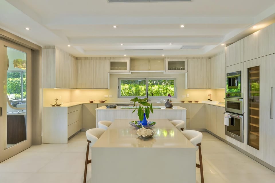 Villa Mariposa - Golfview Luxury Estate (8038)