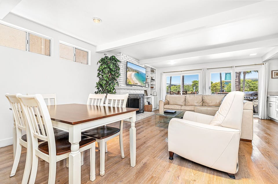 The dining area includes seating for four.
                