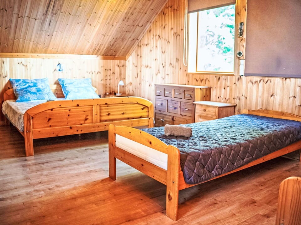 Wood, Bedroom, Bed, Flooring, Floor, Furniture, Interior Design, Bedding, Bed Sheet, Room