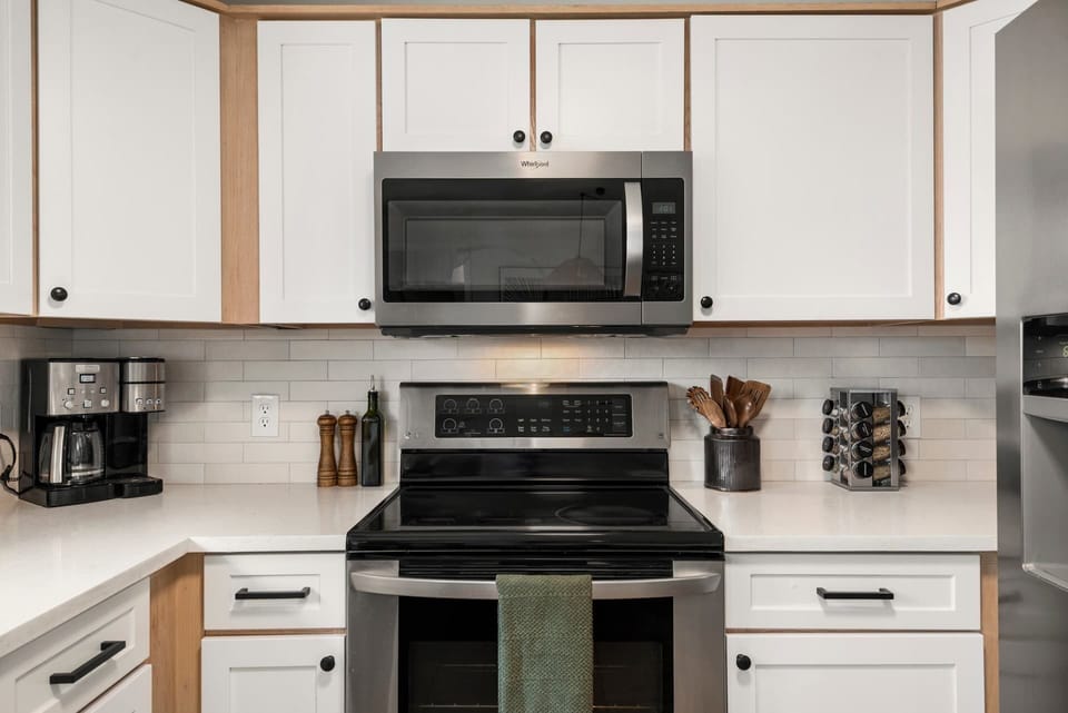 Cook, create, and savor every dish in this fully-equipped kitchen.