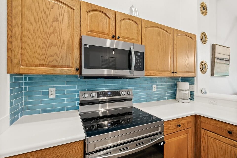 Prepare everything from quick breakfasts to family dinners with ease