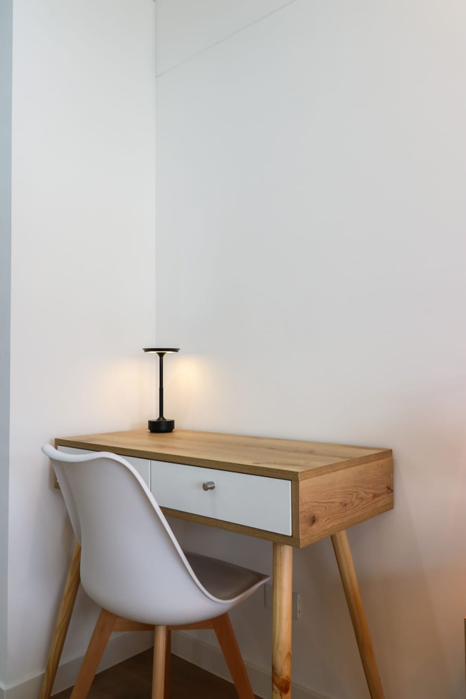 A comfortable and functional desk