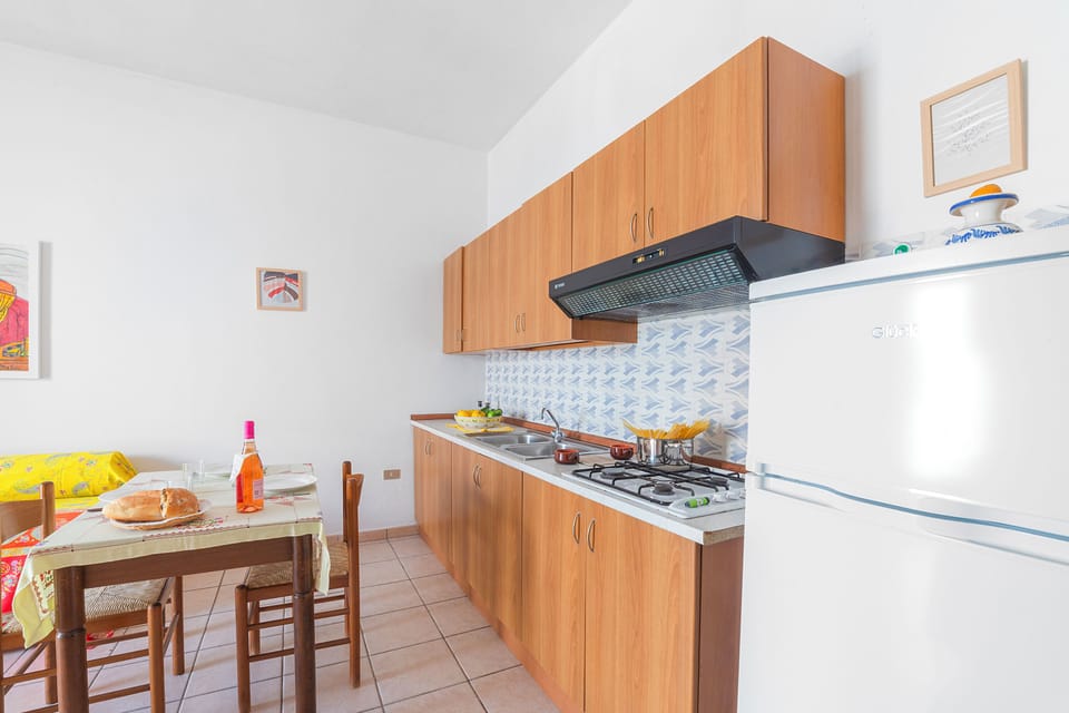 Kitchen and dining area