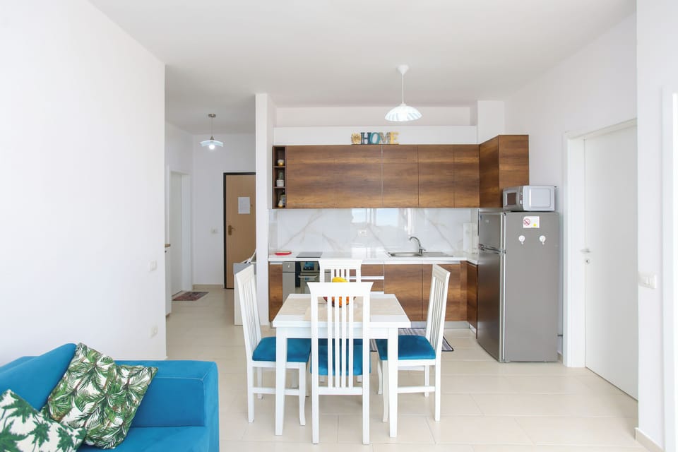 Kitchen and dining area