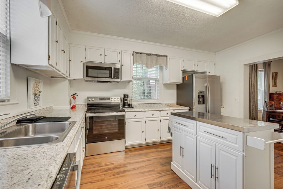 Property Interior | Single-Story Home