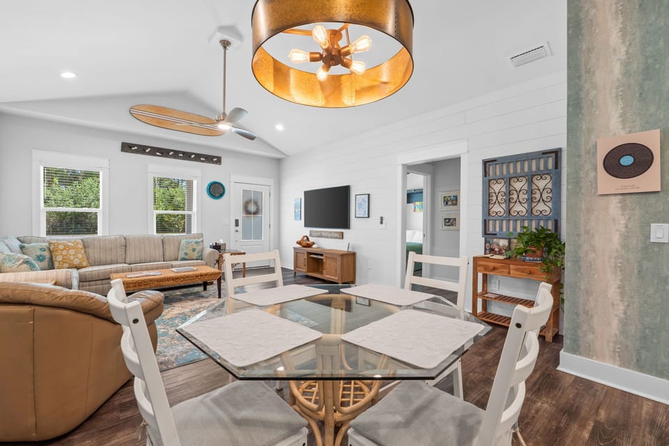 Dining & Living