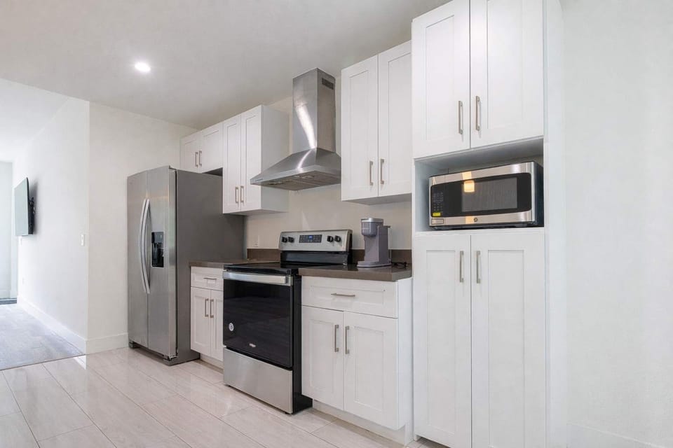 Fully equipped kitchen