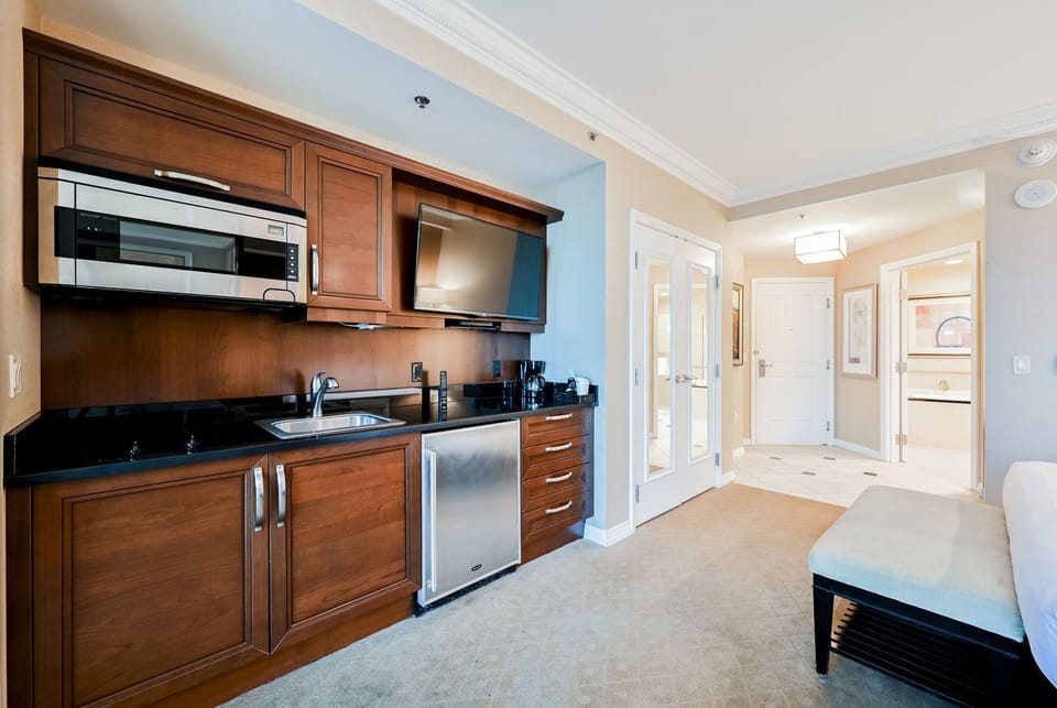 Fully Stocked Kitchenette