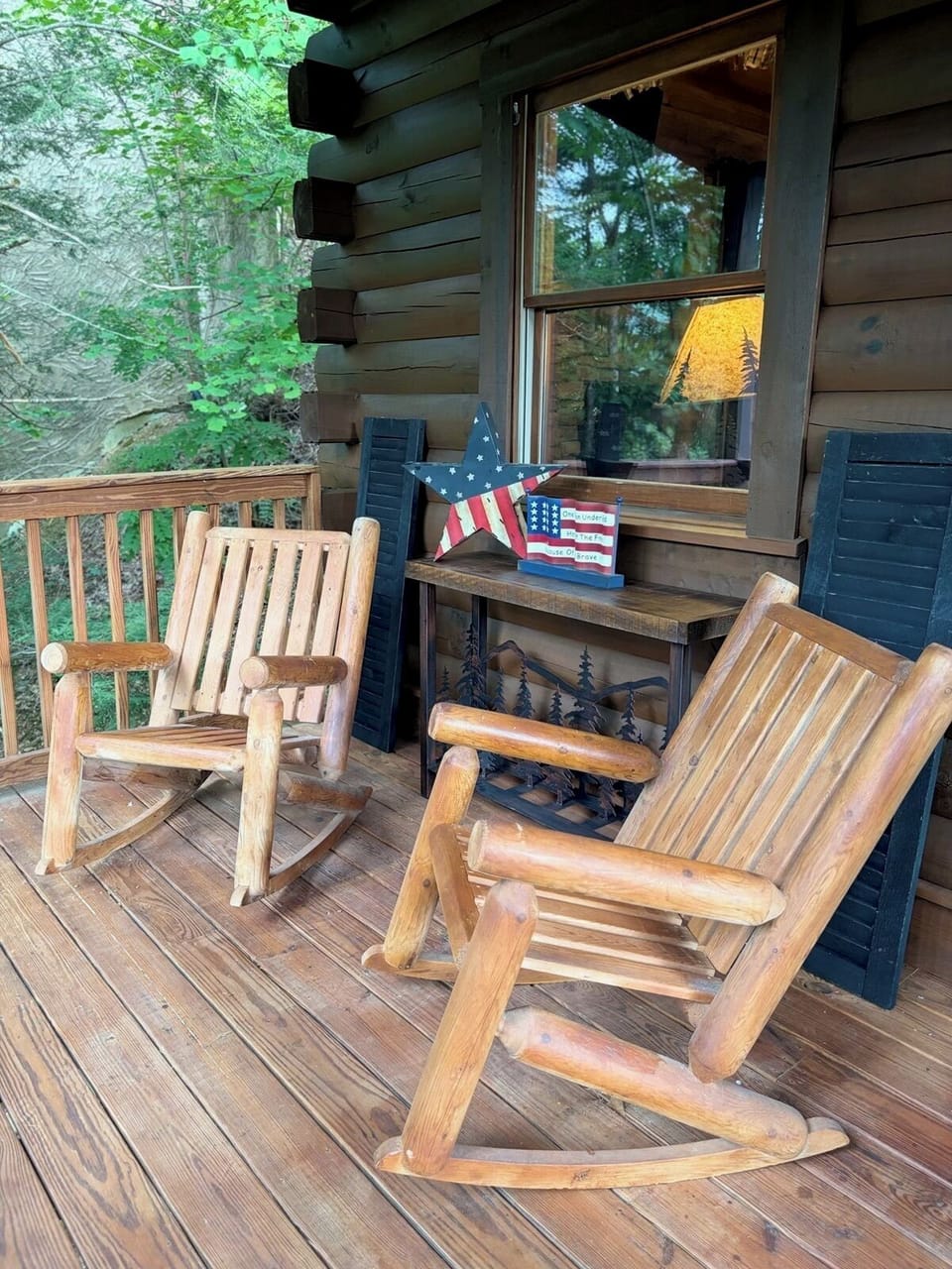 Top deck seating area