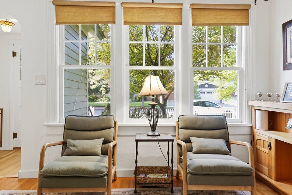 Curated spaces. Thoughtful touches. Superhost service.