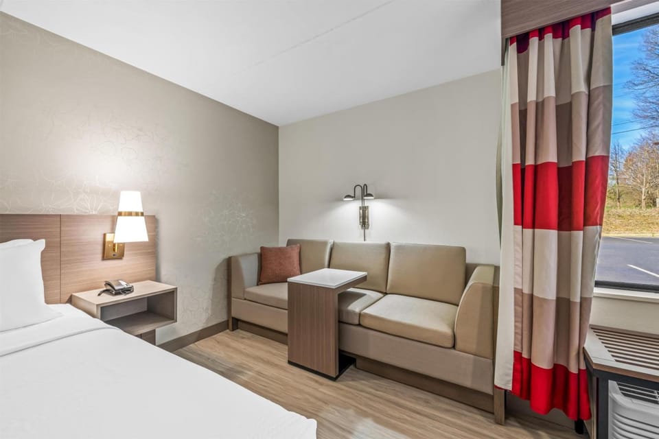 Bedroom. Interior and views may vary based on location and availability.