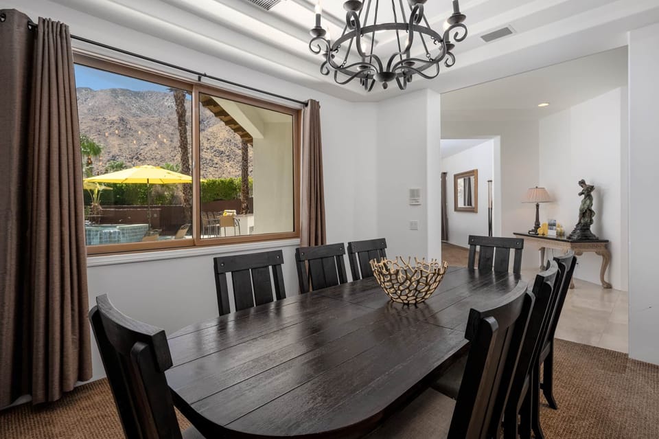 mercury-palms-dinner-party-space-palm-springs-estate-david-weis